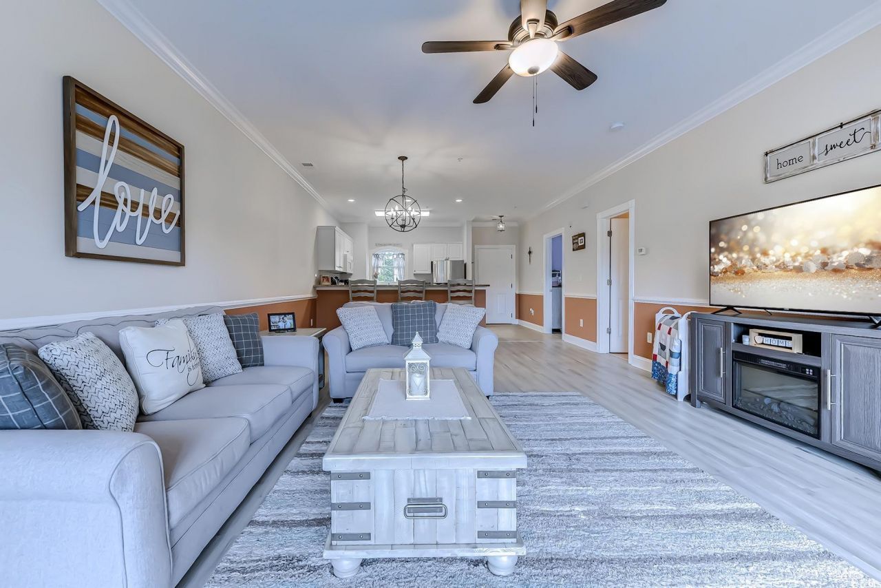 110 South Shore Blvd. Photo 15