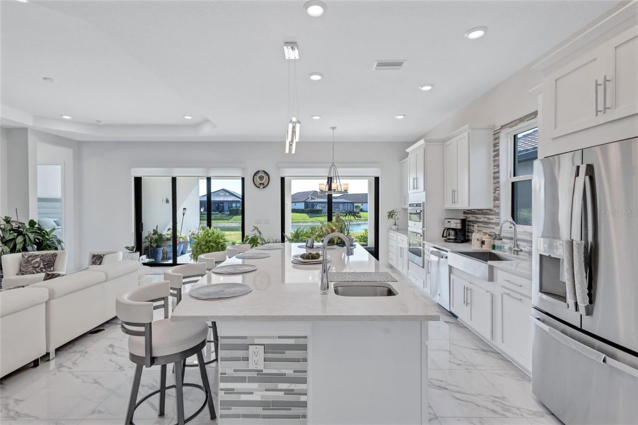 6203 Grandview Hill Court, Bradenton, FL 34203 Photo