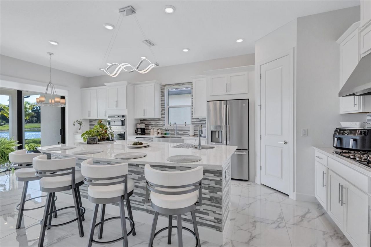 6203 Grandview Hill Court, Bradenton, FL 34203 Photo