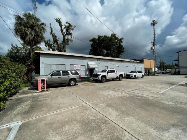 55 GUERRANT STREET, UMATILLA, FL 32784