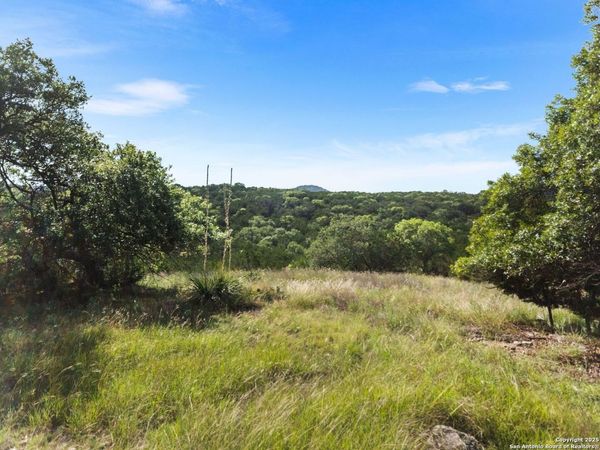 4366 Whartons Dock, Bandera, TX 78003