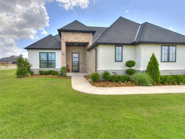 22301 Pine Bluff Way, Edmond, OK 73025