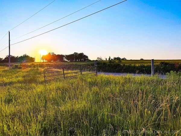 6 E 260 Road, Vinita, OK 74426