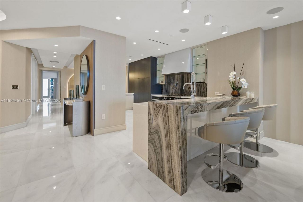 17901 Collins Ave, Unit 3003, Sunny Isles Beach, FL 33160 Photo