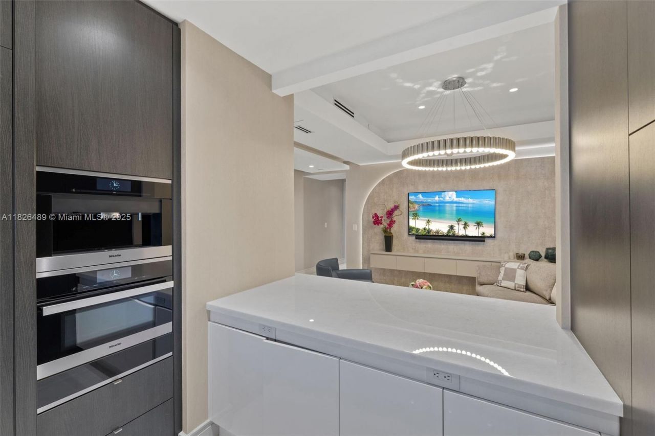 17901 Collins Ave, Unit 3003, Sunny Isles Beach, FL 33160 Photo