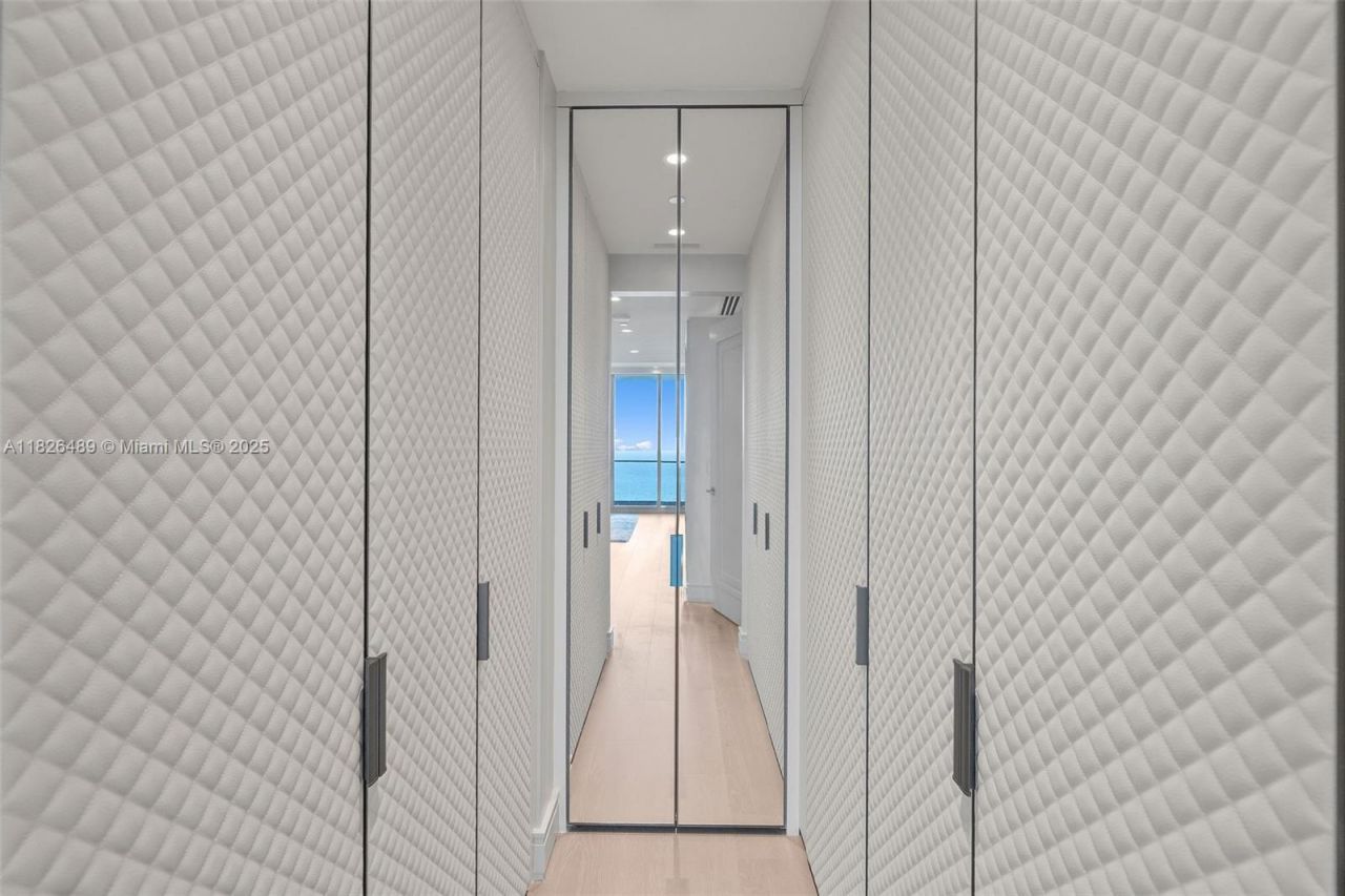 17901 Collins Ave, Unit 3003, Sunny Isles Beach, FL 33160 Photo