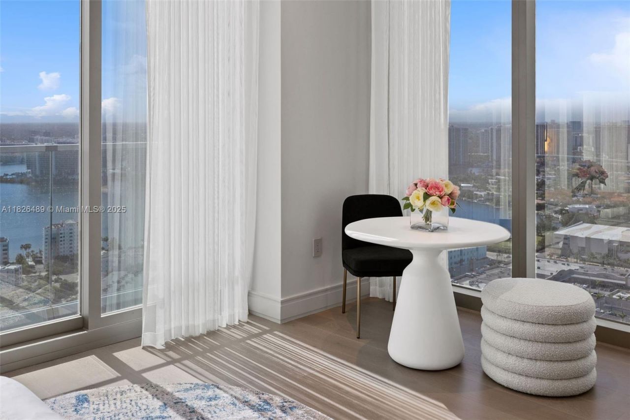 17901 Collins Ave, Unit 3003, Sunny Isles Beach, FL 33160 Photo