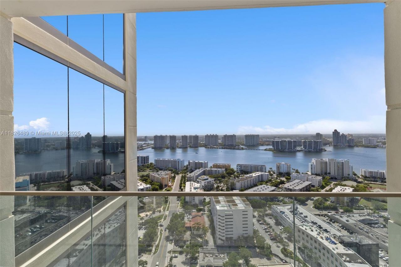 17901 Collins Ave, Unit 3003, Sunny Isles Beach, FL 33160 Photo