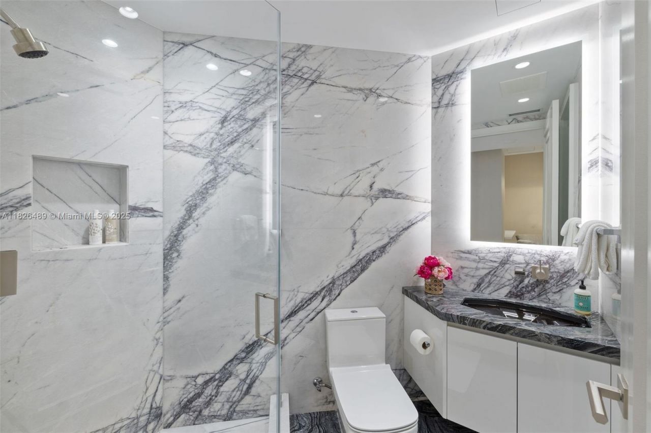 17901 Collins Ave, Unit 3003, Sunny Isles Beach, FL 33160 Photo