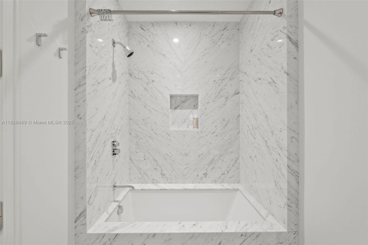 17901 Collins Ave, Unit 3003, Sunny Isles Beach, FL 33160 Photo