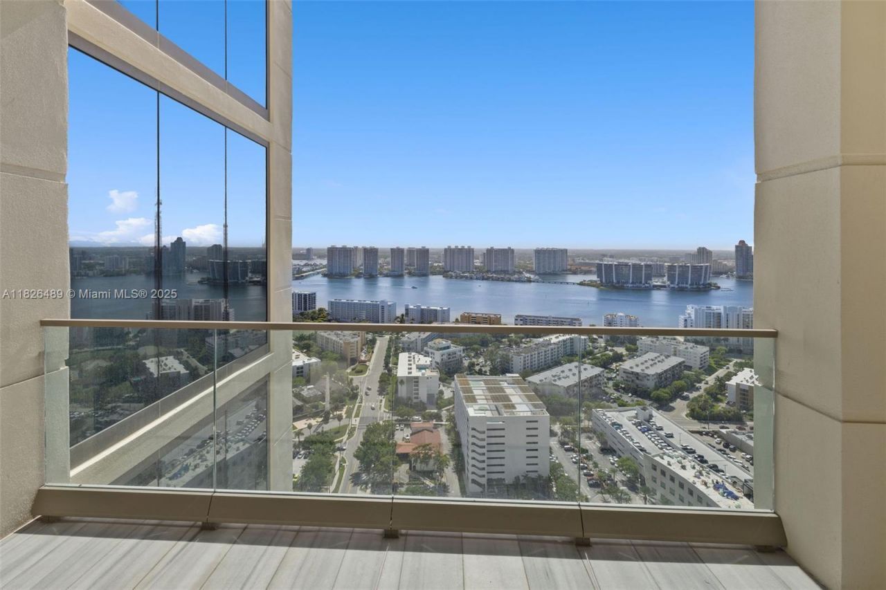 17901 Collins Ave, Unit 3003, Sunny Isles Beach, FL 33160 Photo