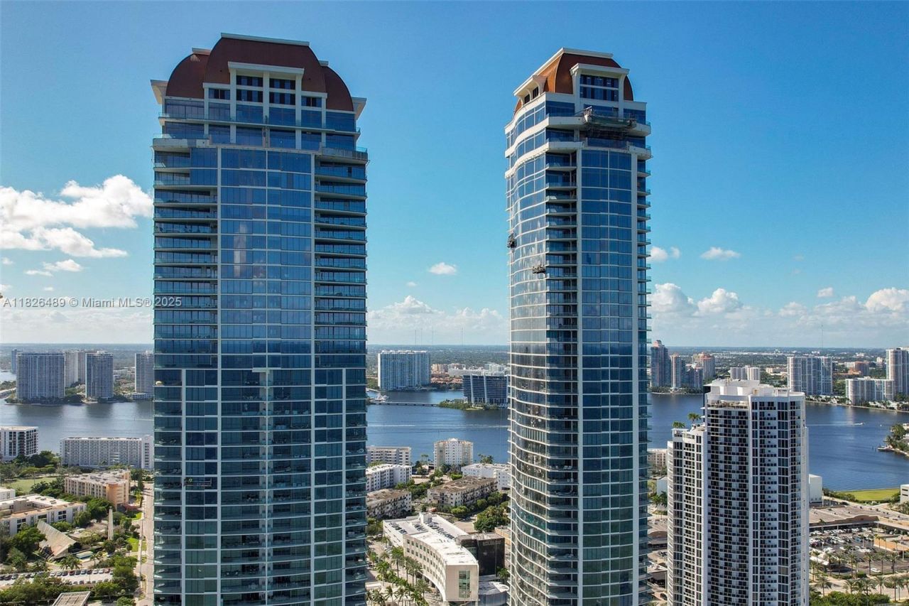 17901 Collins Ave, Unit 3003, Sunny Isles Beach, FL 33160 Photo