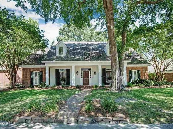 5145 Canton Heights Drive, Jackson, MS 39211