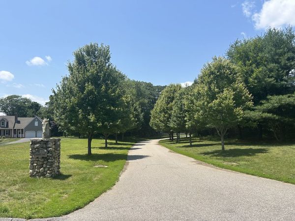 82C Pires, Montville, CT 06370