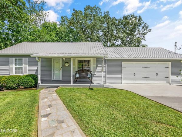 522 N Houston St, Maryville, TN 37801