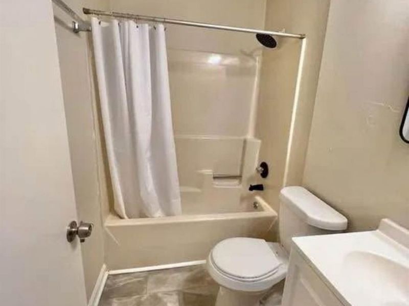 3384 Ninann Court, Cincinnati, OH 45211 Photo 4