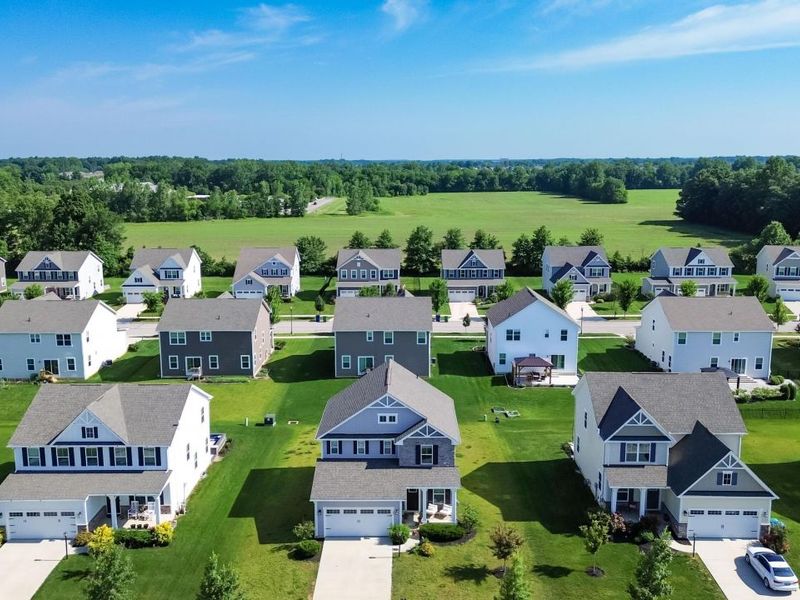 225 Messenger Way, Lewis Center, OH 43035 Photo 2