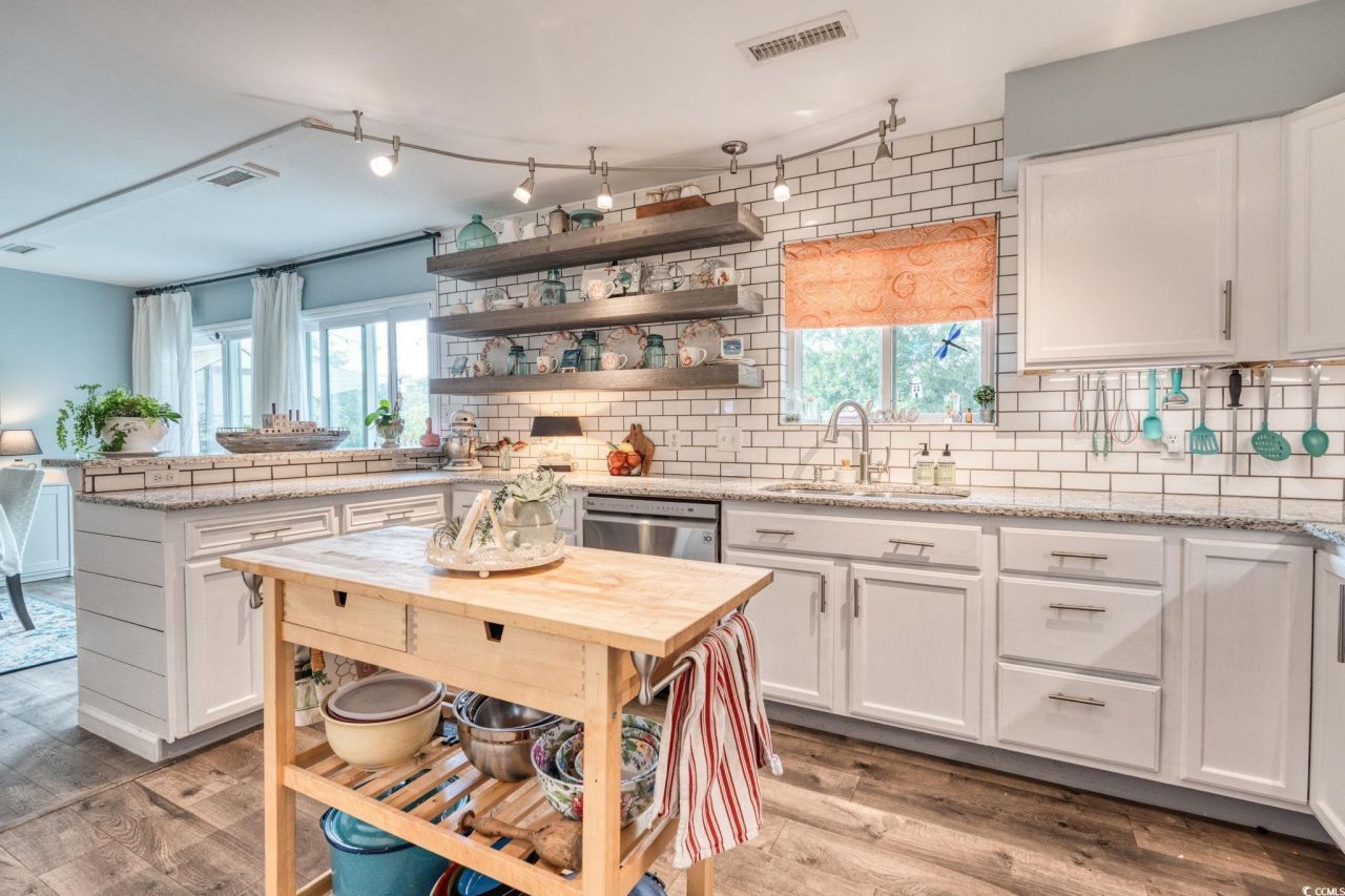 5867 Rosewood Dr. Photo 7