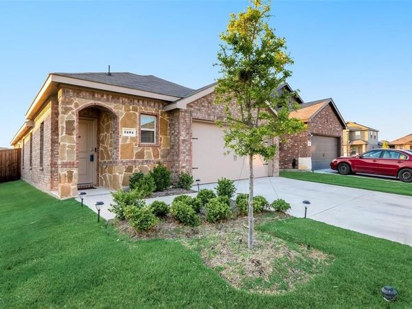 1404 Sebastian Drive, Forney, TX 75126