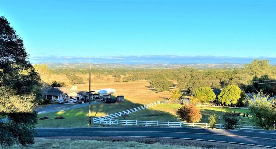 4585 Roadrunner Dr, Ione, CA 95640 Photo