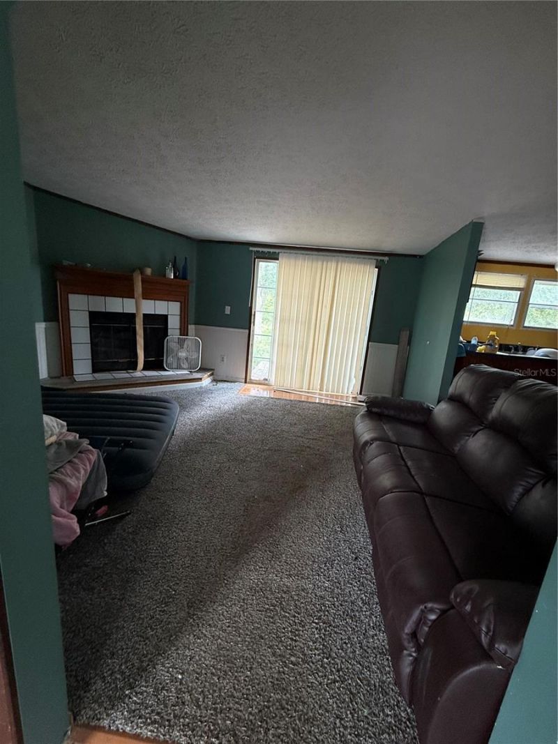 4330 Leisure Lakes Drive, Chipley, FL 32428 Photo