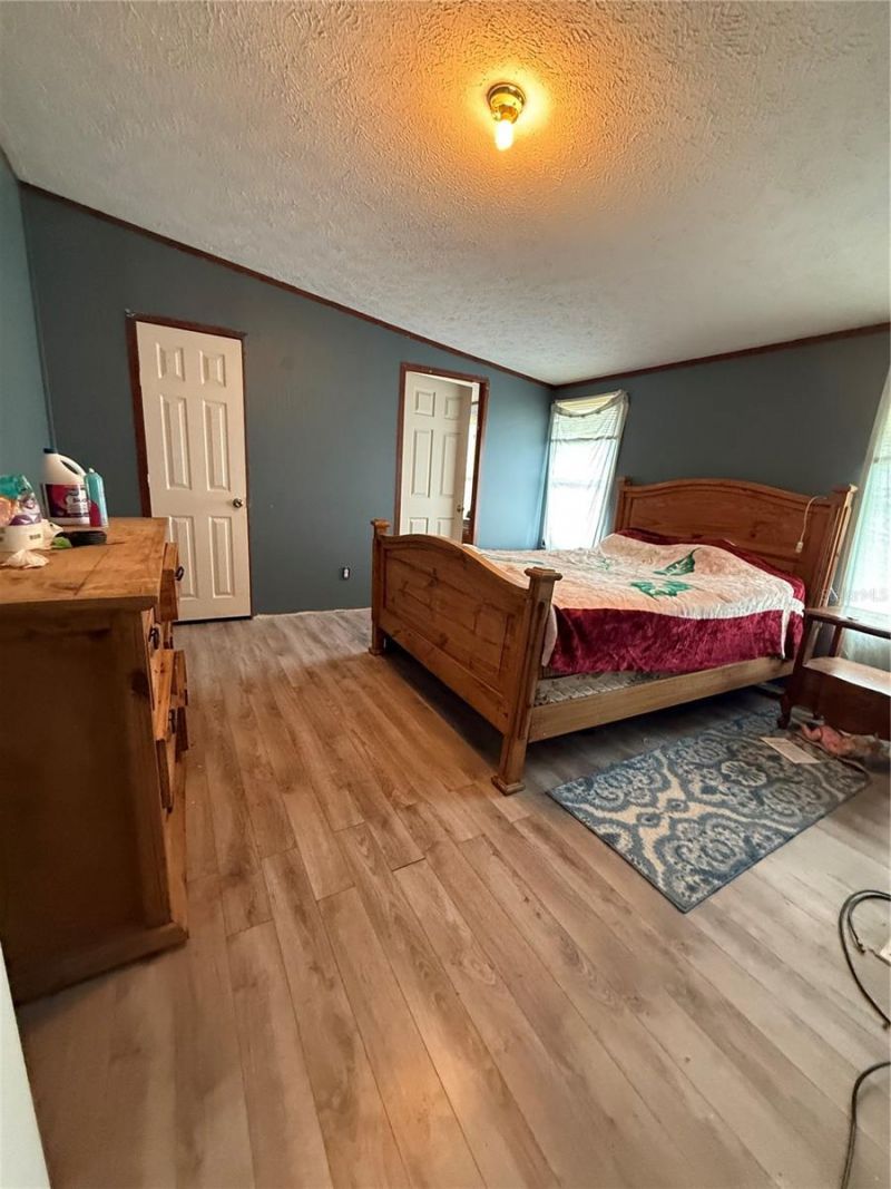 4330 Leisure Lakes Drive, Chipley, FL 32428 Photo