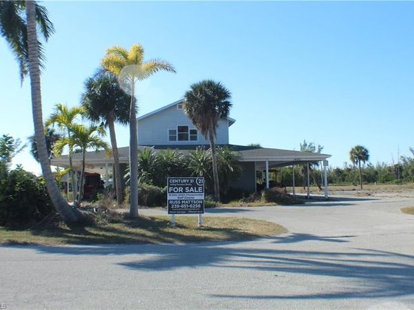14261 Clubhouse DR, BOKEELIA, FL 33922