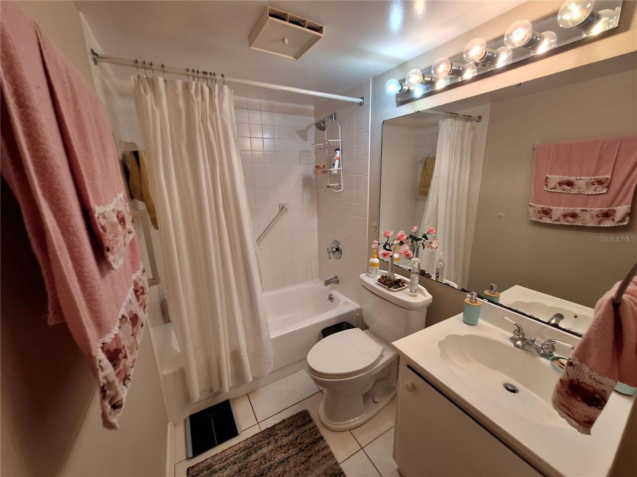 1697 Brookhouse Circle, Unit 217, Sarasota, FL 34231 Photo