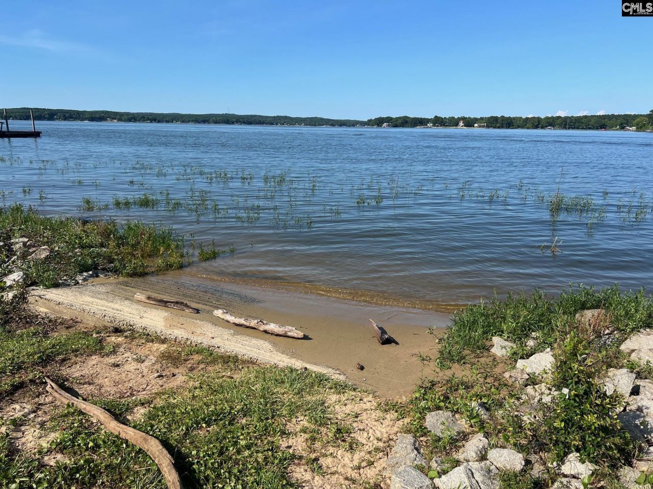 Lot A Lazy Lane Photo 9