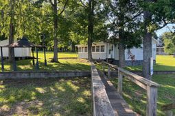 62 Lazy Lane photo 4