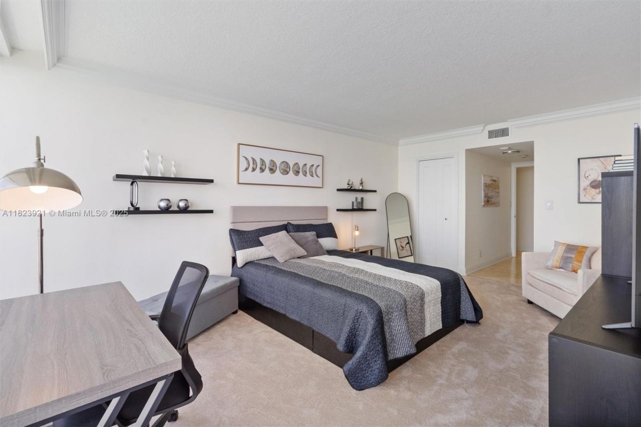 2200 S Ocean Ln, Unit 1608, Fort Lauderdale, FL 33316 Photo