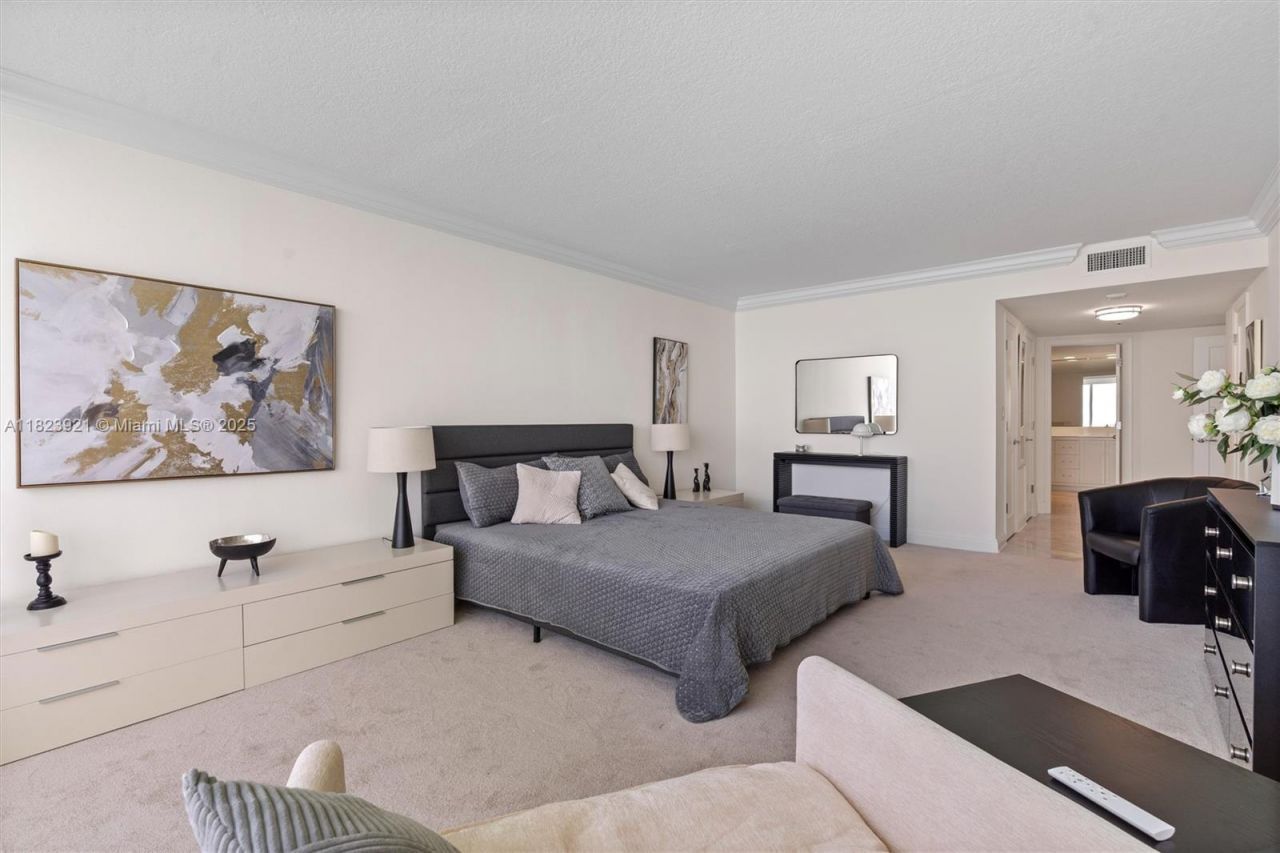 2200 S Ocean Ln, Unit 1608, Fort Lauderdale, FL 33316 Photo