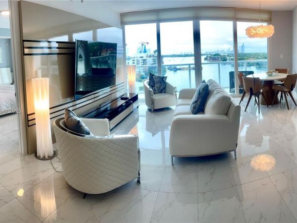 9821 E Bay Harbor Dr, Unit 903, Bay Harbor Islands, FL 33154