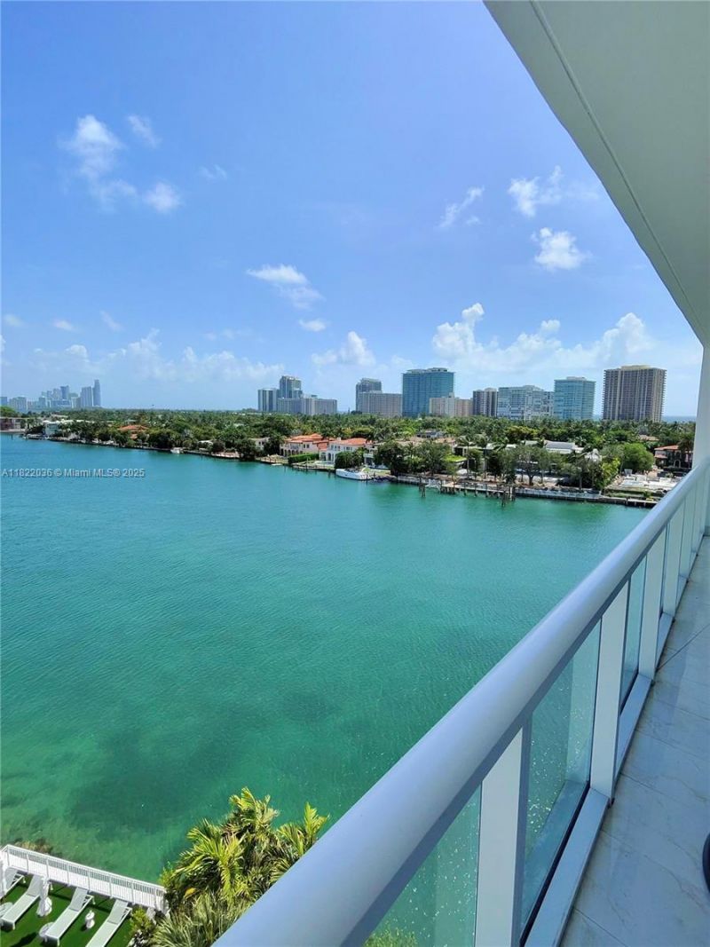 9821 E Bay Harbor Dr, Unit 903, Bay Harbor Islands, FL 33154 Photo