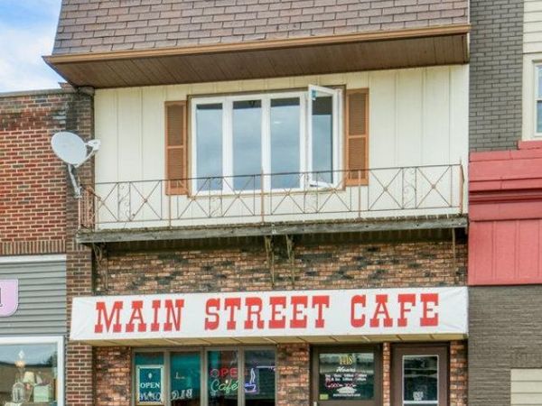 1418 Main Street, Bloomer, WI 54724