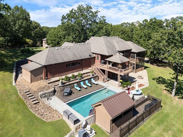 9364 Everest Place, Rogers, AR 72756