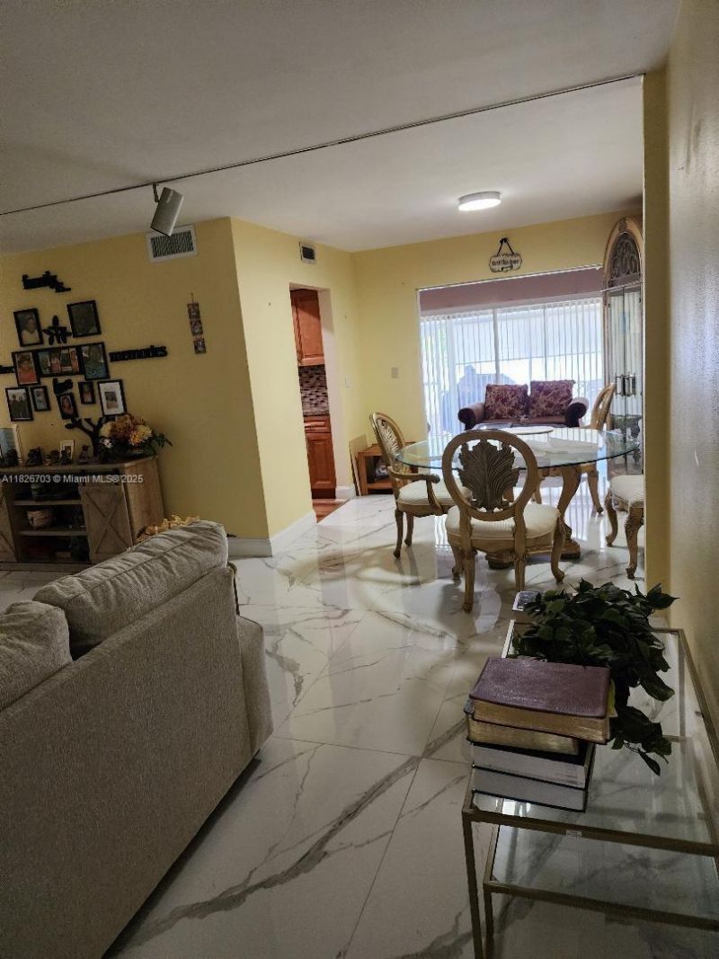 6311 NW 71st Ave, Tamarac, FL 33321 Photo