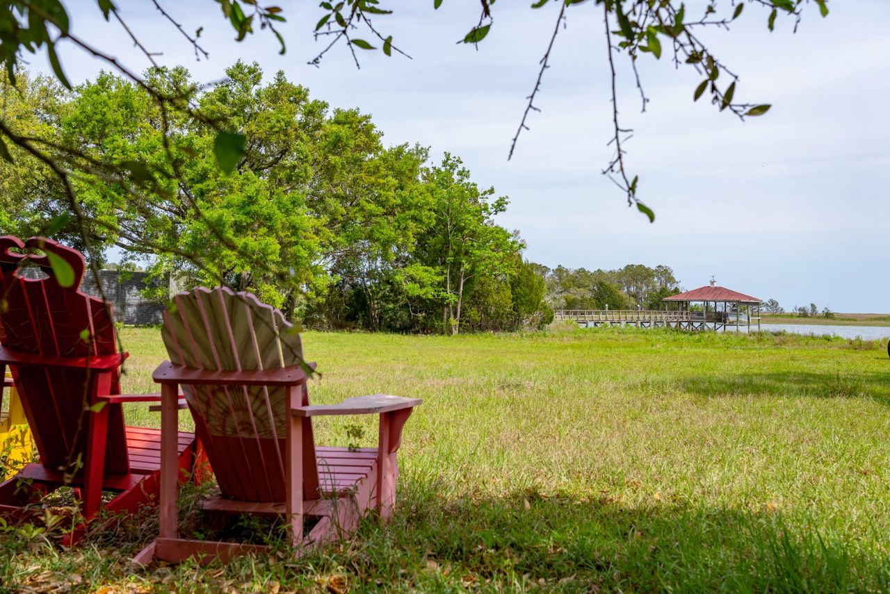 8042 Mariners Landing Photo 22