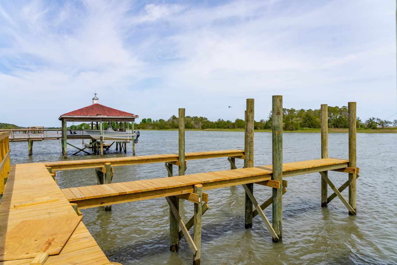 8042 Mariners Landing Photo 27