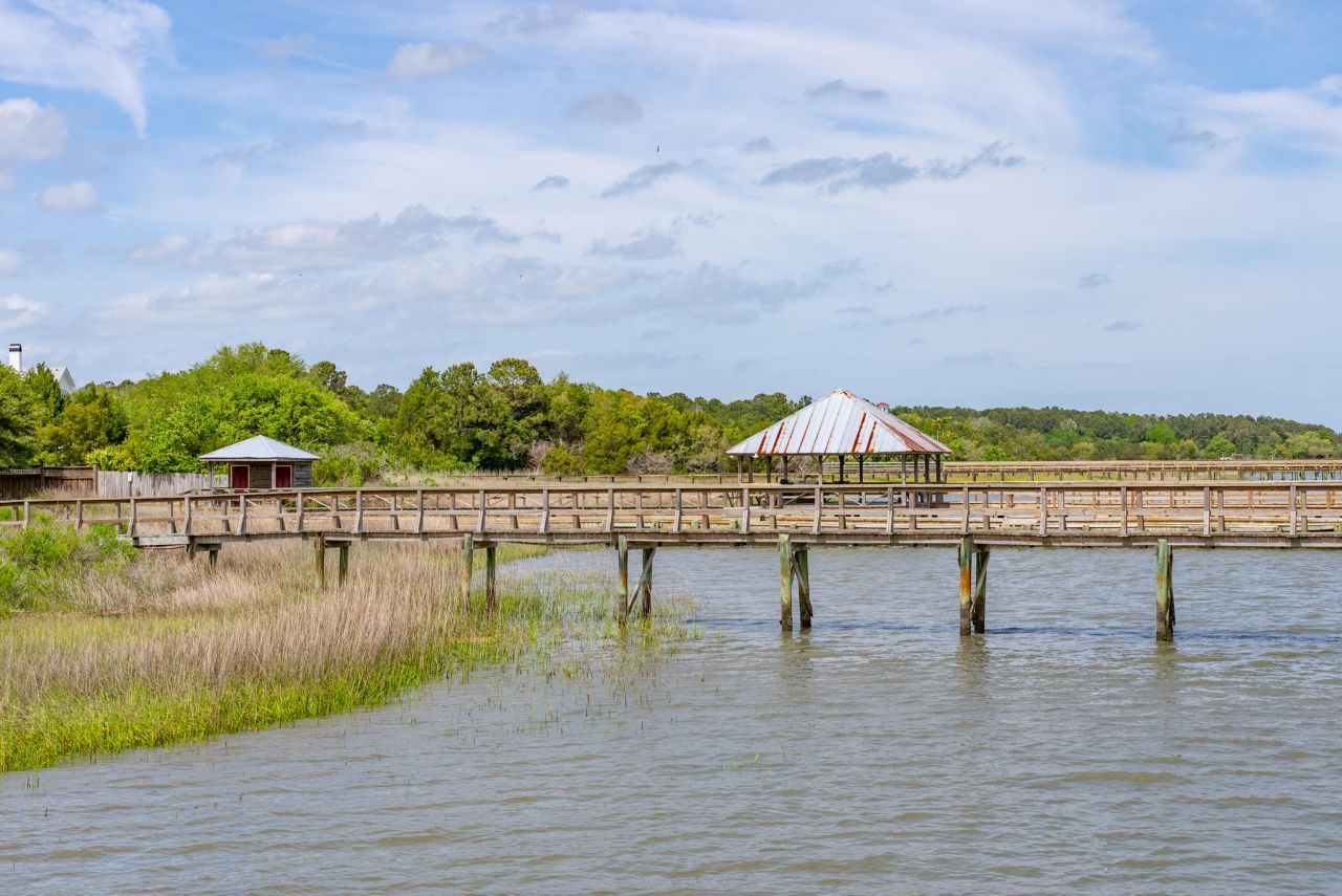 8042 Mariners Landing Photo 32