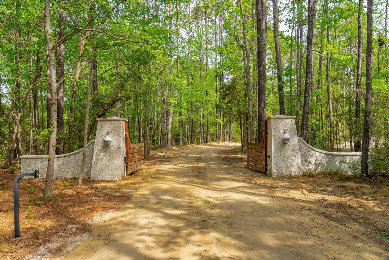 8042 Mariners Landing Photo 36