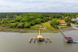 8042 Mariners Landing photo 4