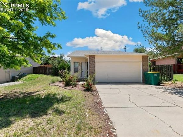 609 Wheat Field Road, Fountain, CO 80817