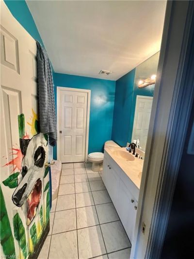 2117 SE 9th Ter, Cape Coral, FL 33990 Photo