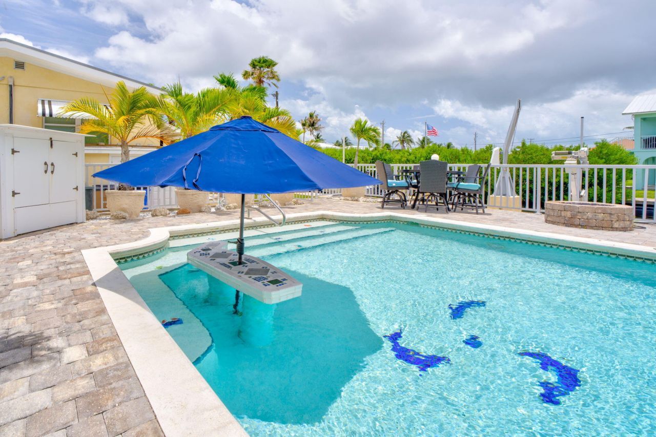 30366 Falcon Lane, Big Pine Key, FL 33043 Photo