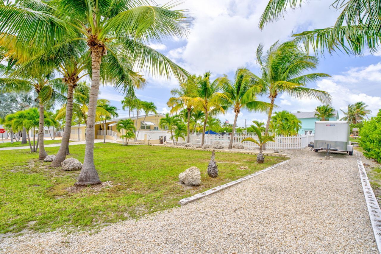 30366 Falcon Lane, Big Pine Key, FL 33043 Photo