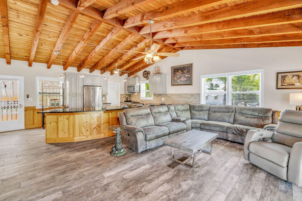 30366 Falcon Lane, Big Pine Key, FL 33043 Photo