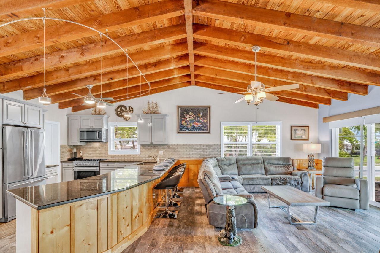 30366 Falcon Lane, Big Pine Key, FL 33043 Photo