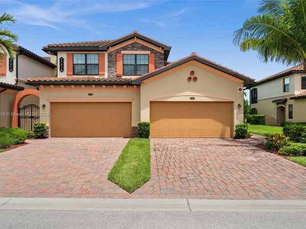 17270 Cherrywood CT, Unit 5904, Bonita Springs, FL 34135