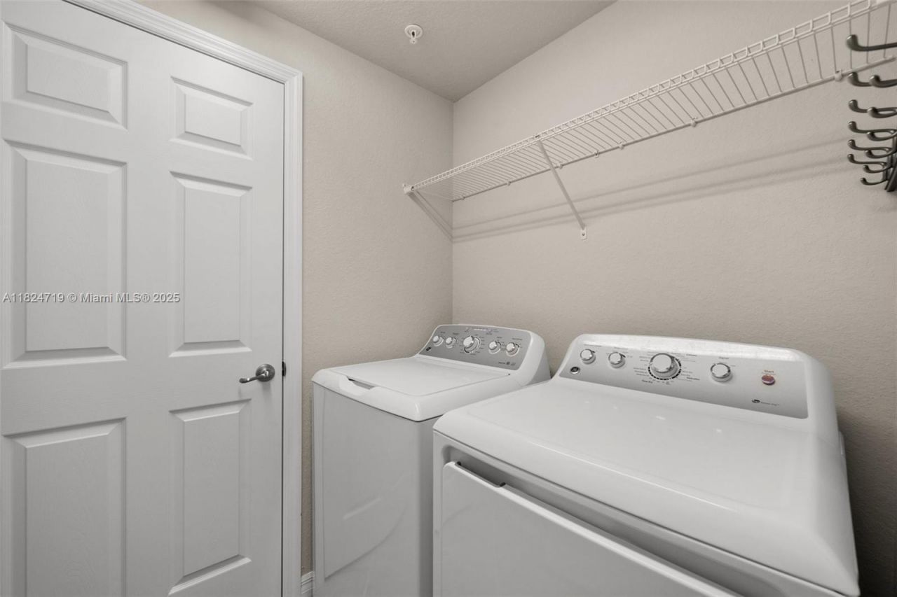 17270 Cherrywood Ct, Unit 5904, Bonita Springs, FL 34135 Photo